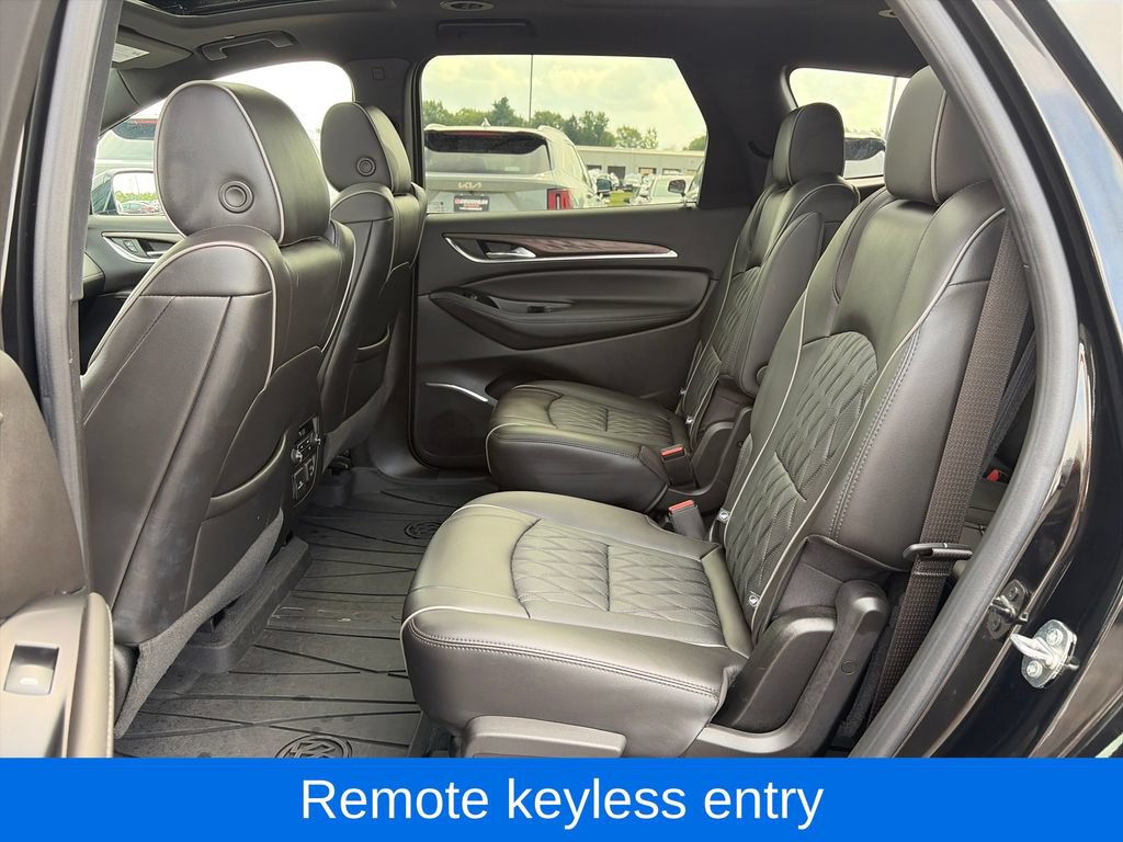 Used 2023 Buick Enclave Avenir w/ Avenir Technology Package AWD/4WD image 30