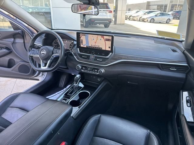Used 2023 Nissan Altima 2.5 SL FWD image 32