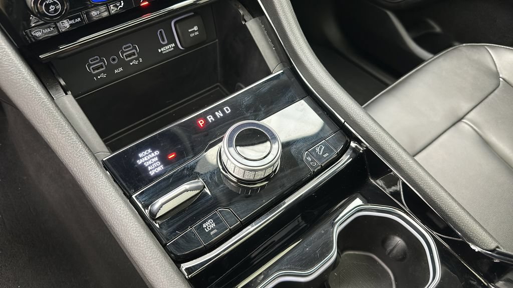 Used 2023 Jeep Grand Cherokee 4WD 4xe image 23
