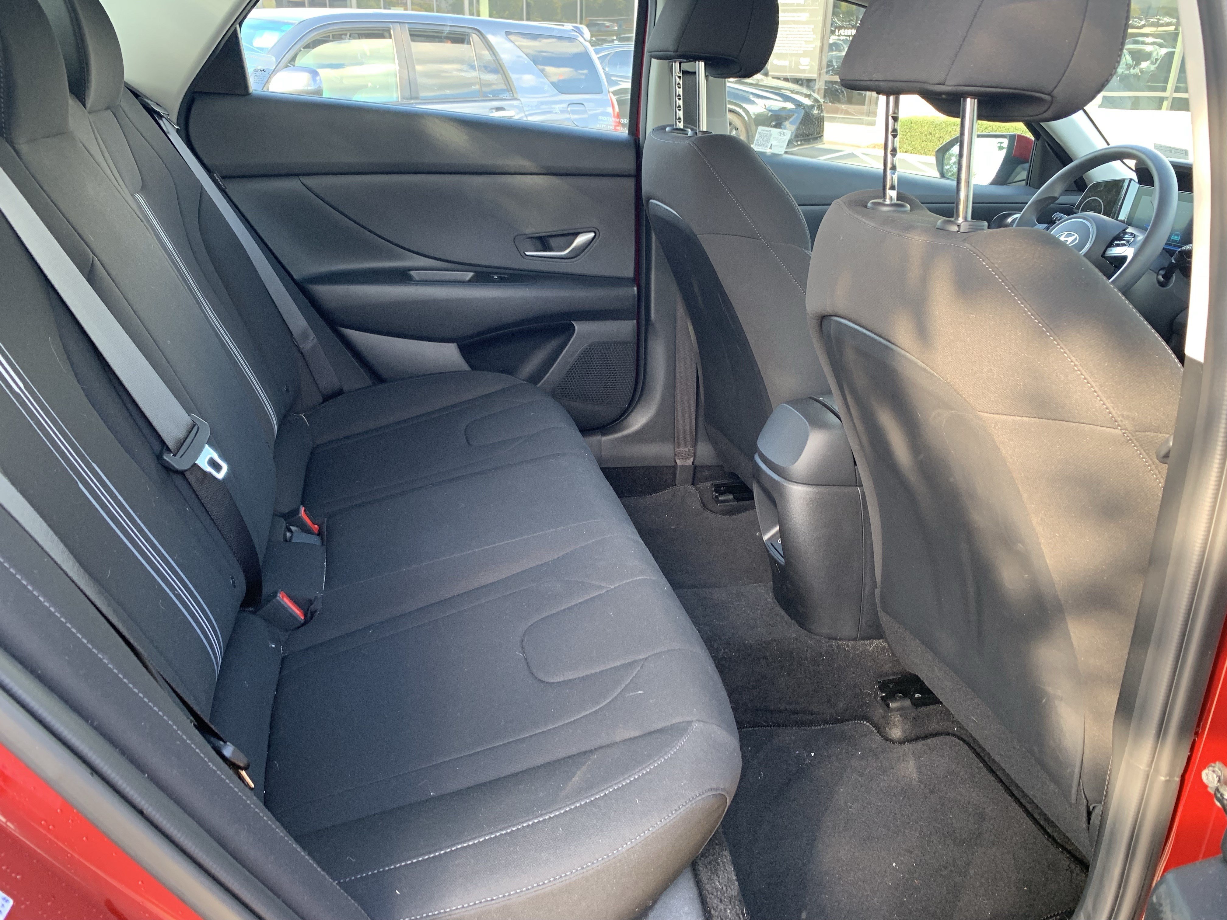 Used 2024 Hyundai Elantra SEL FWD image 33