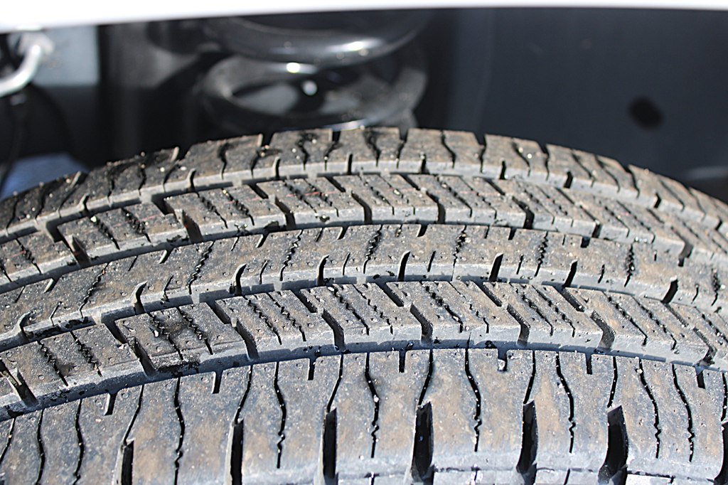 Used 2025 Ford E-350 and Econoline 350 Super Duty w/ Power Equipment Group RWD image 36