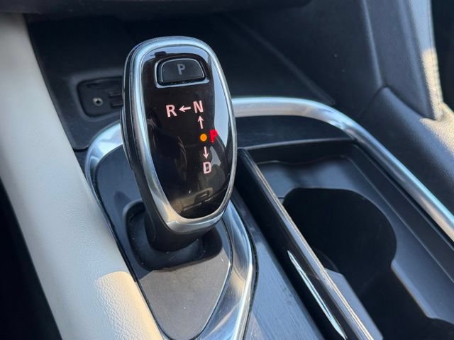 Used 2021 Buick Enclave Premium w/ Sun and Sites Package FWD image 22