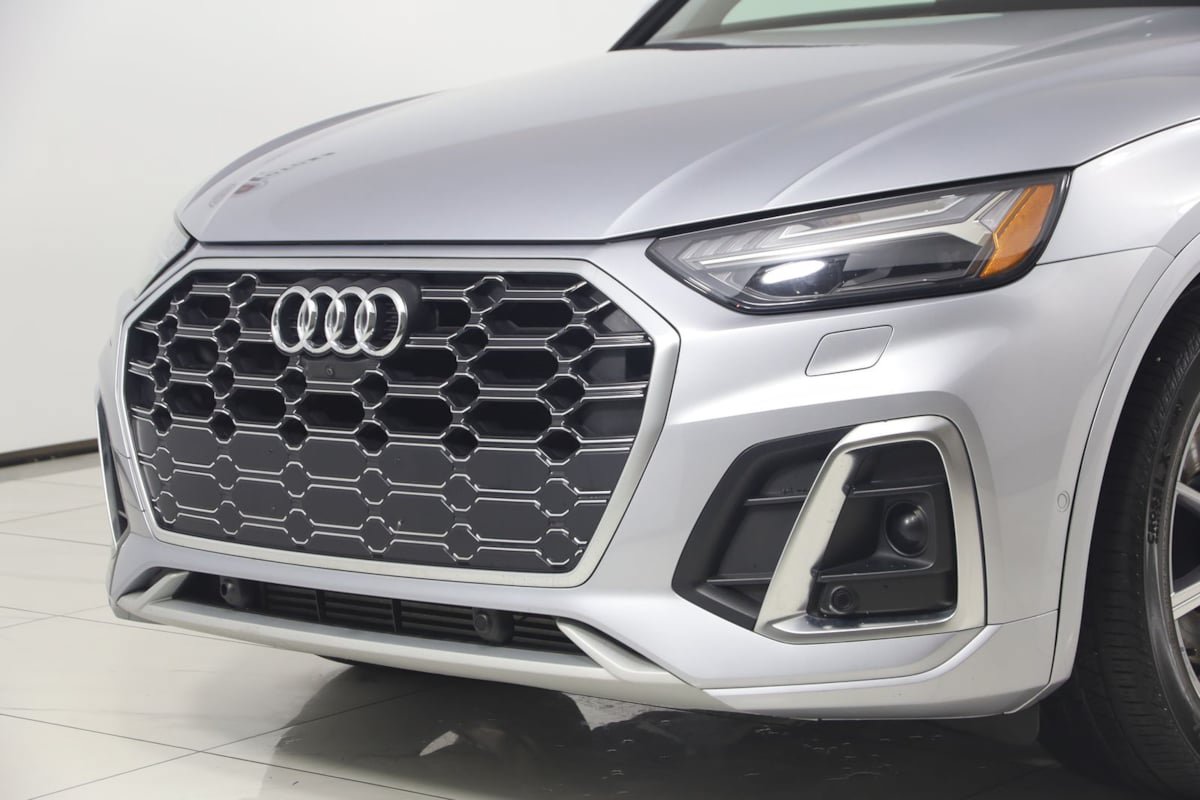 Used 2023 Audi SQ5 Prestige w/ Prestige Package AWD/4WD image 54