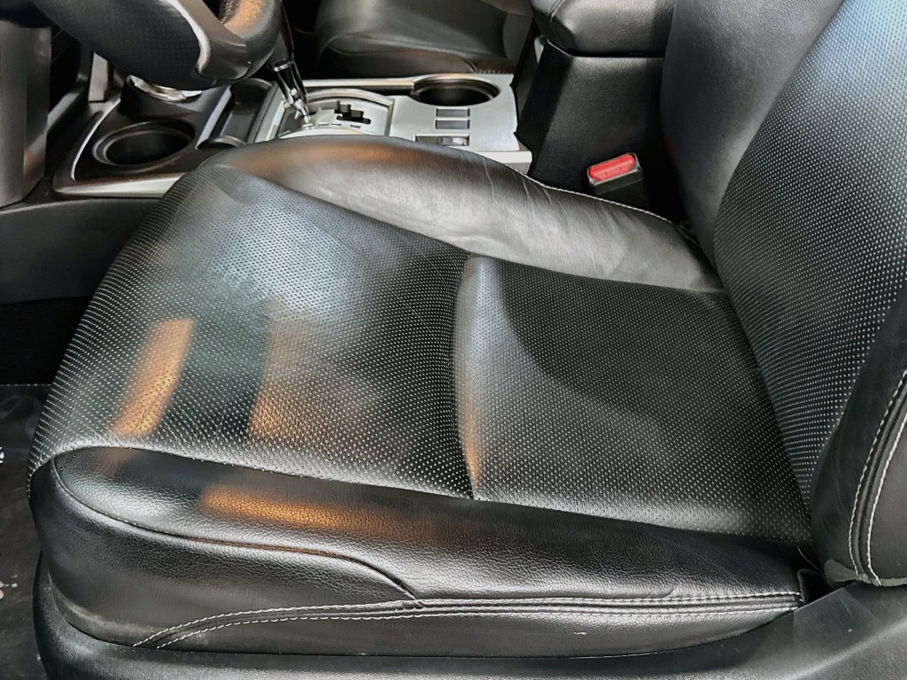 Used 2023 Toyota 4Runner Limited AWD/4WD image 22