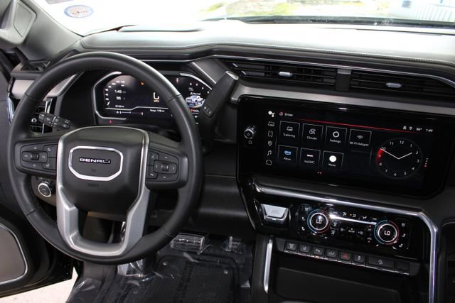 Used 2024 GMC Sierra 2500 Denali w/ Denali Reserve Package image 29