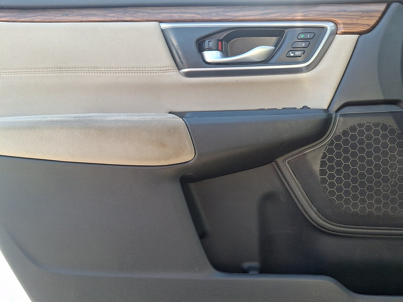 Used 2021 Honda CR-V EX image 12