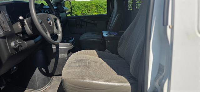 Used 2017 GMC Savana 2500 image 8