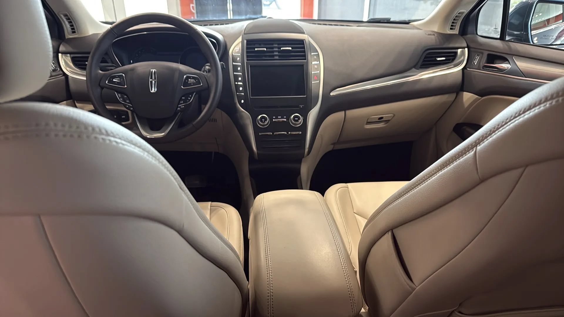Used 2018 Lincoln MKC Premiere FWD image 30