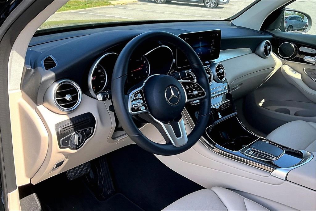 Used 2022 Mercedes-Benz GLC 300 image 14