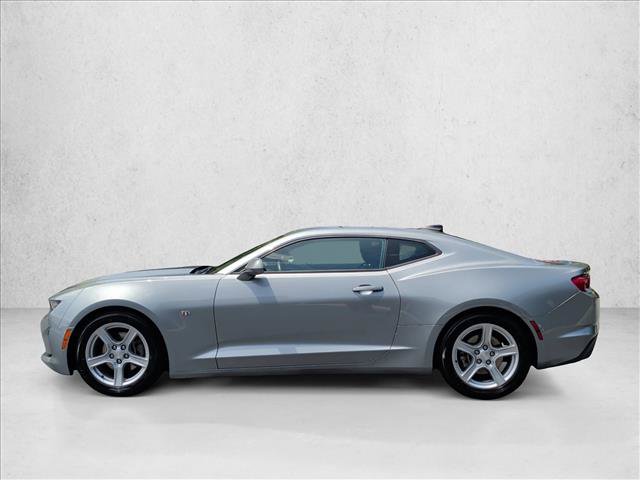 Used 2023 Chevrolet Camaro LT RWD image 8
