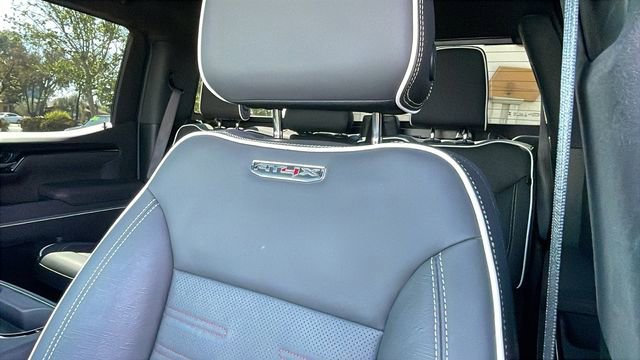 Used 2024 GMC Sierra 1500 AT4X image 33