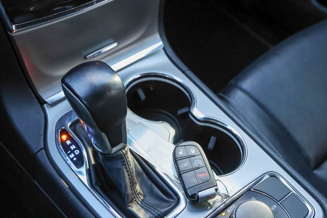 Used 2021 Jeep Grand Cherokee Limited w/ Quick Order Package 2GK 80th image 26