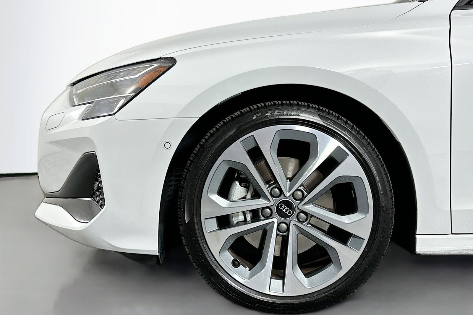 Used 2025 Audi A3 2.0T Premium Plus w/ Premium Plus Package AWD/4WD image 12