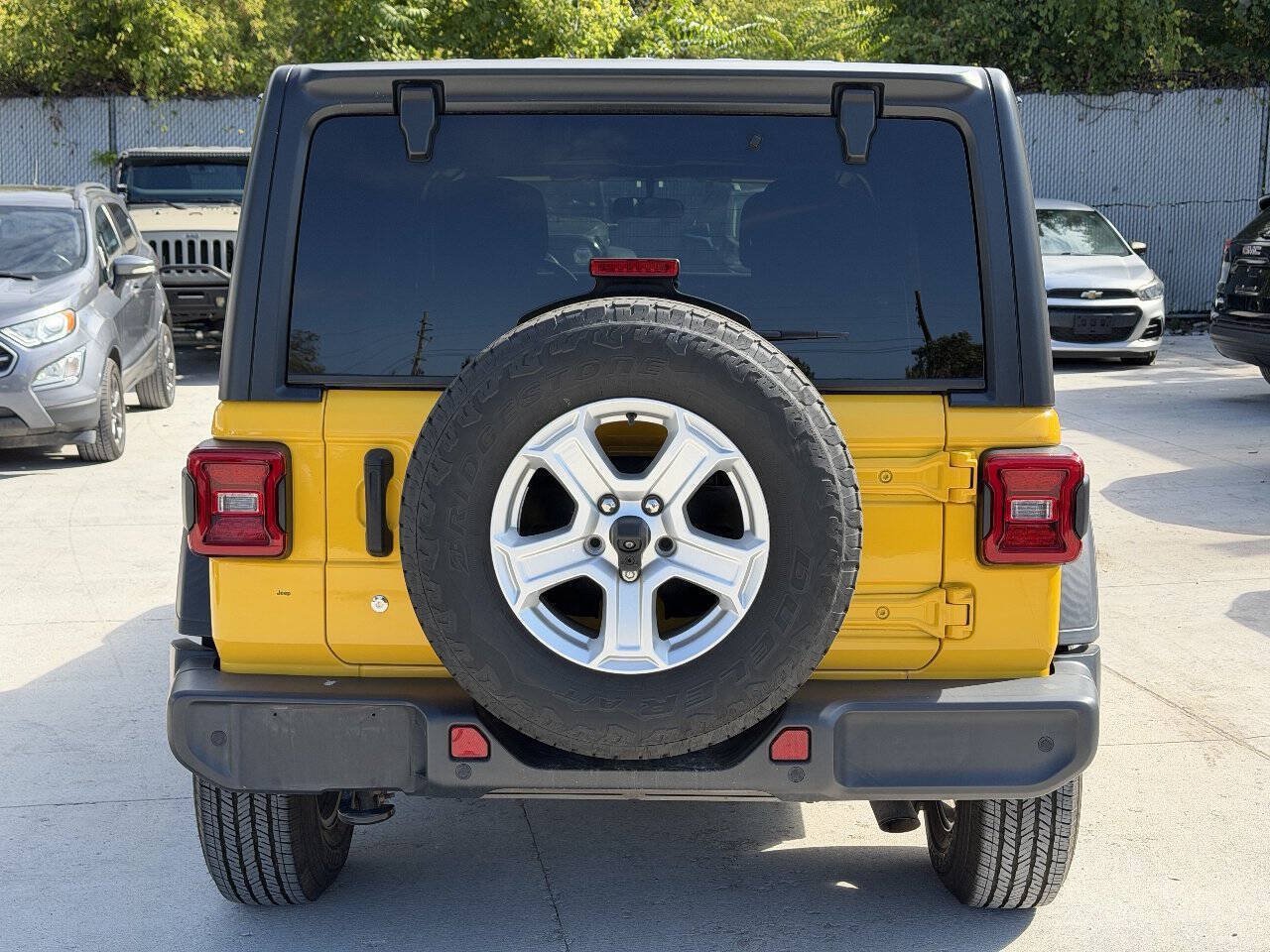 Used 2018 Jeep Wrangler Unlimited Sport S AWD/4WD image 6