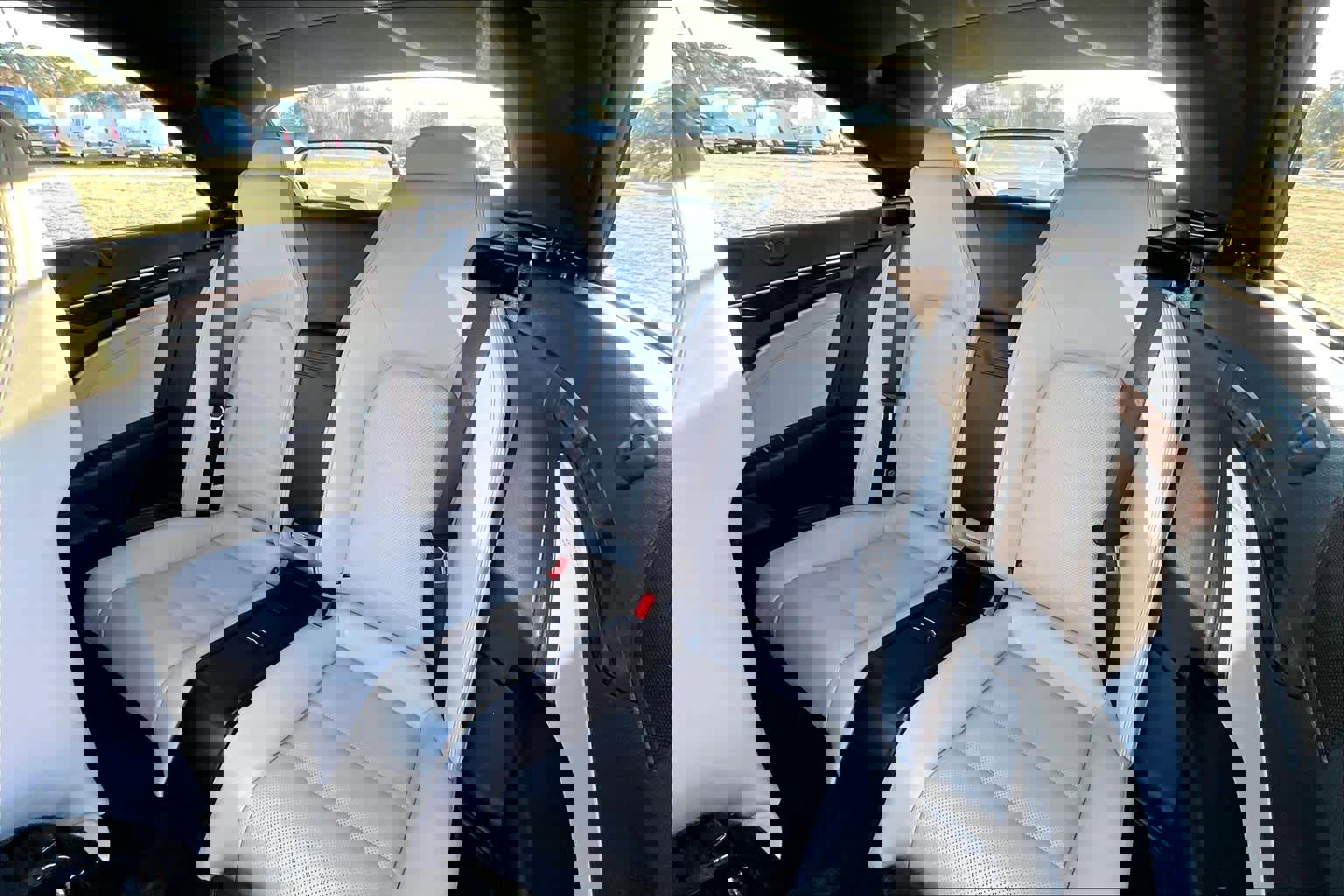 Used 2015 Mercedes-Benz E 400 Cabriolet image 16