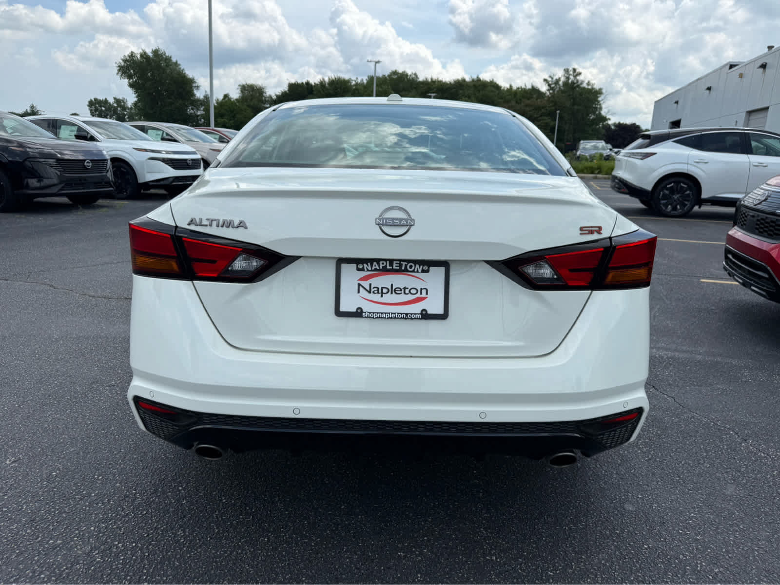Used 2025 Nissan Altima 2.5 SR FWD image 6