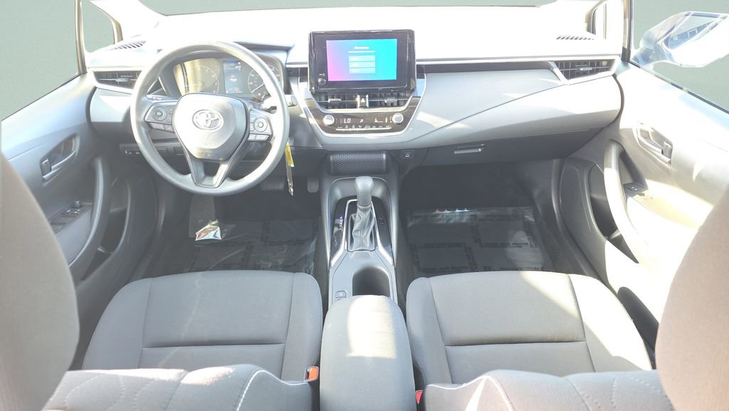 Used 2023 Toyota Corolla LE image 19