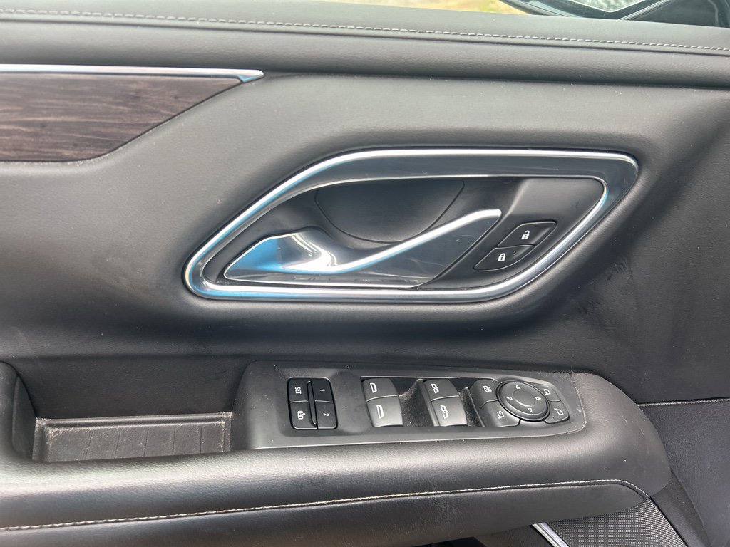 Used 2021 Chevrolet Tahoe Z71 w/ Z71 Signature Package image 26