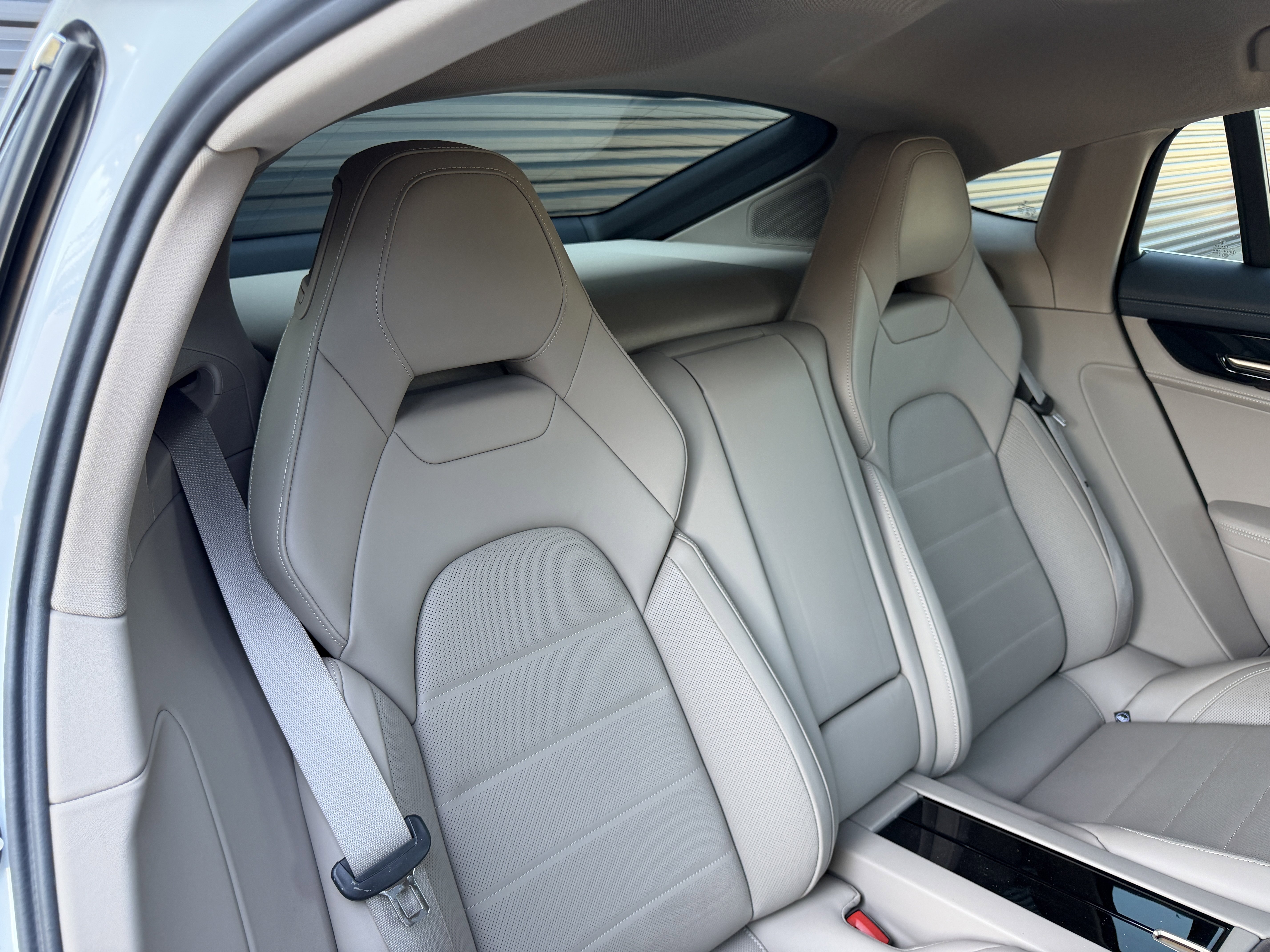 Certified 2024 Porsche Panamera 4 image 19