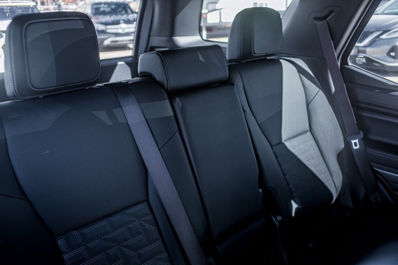 Used 2025 Toyota 4Runner TRD Off-Road Premium image 46