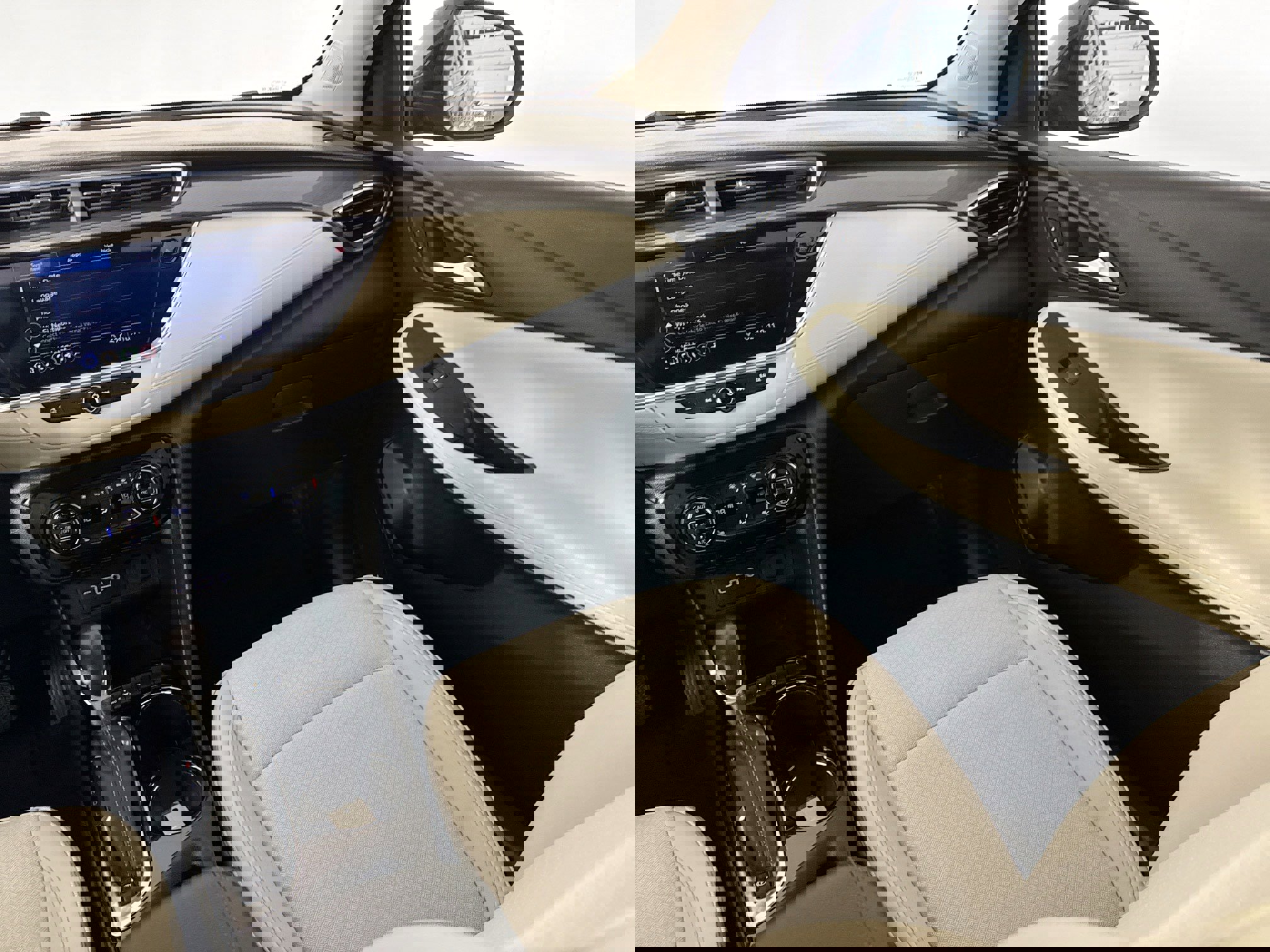 Used 2021 Buick Encore GX Select image 31