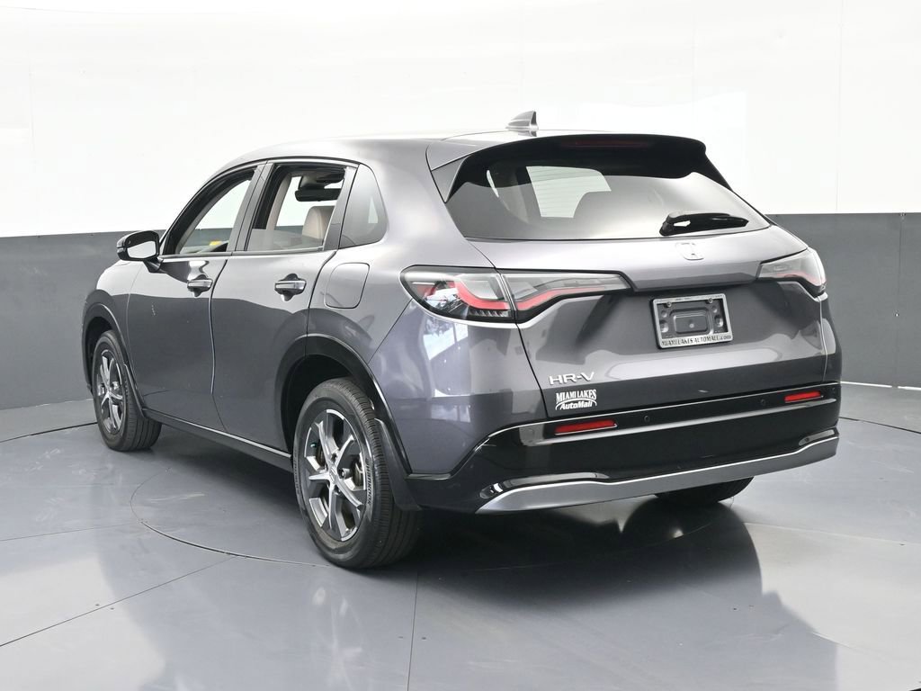 Used 2023 Honda HR-V EX-L image 4