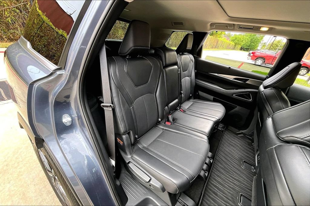 Used 2026 INFINITI QX60 Luxe w/ Cargo Package FWD image 37