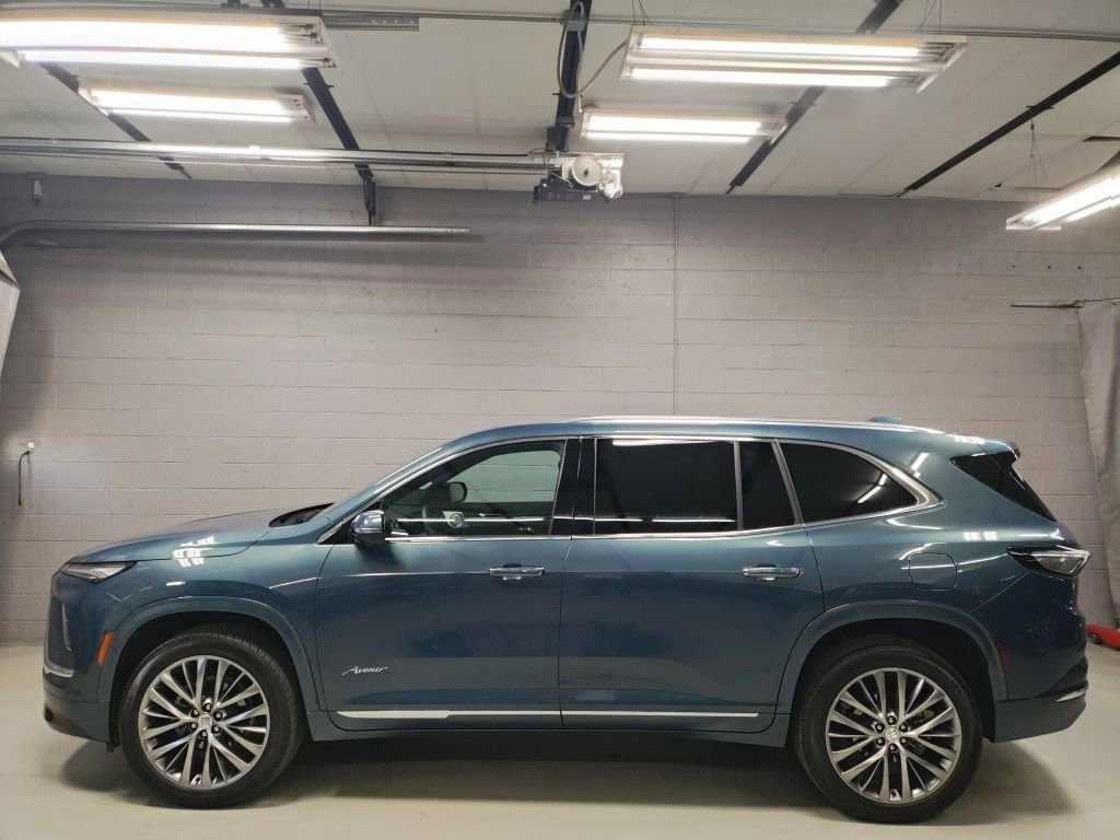 Certified 2025 Buick Enclave Avenir w/ Trailering Package, 5000 lbs. image 18