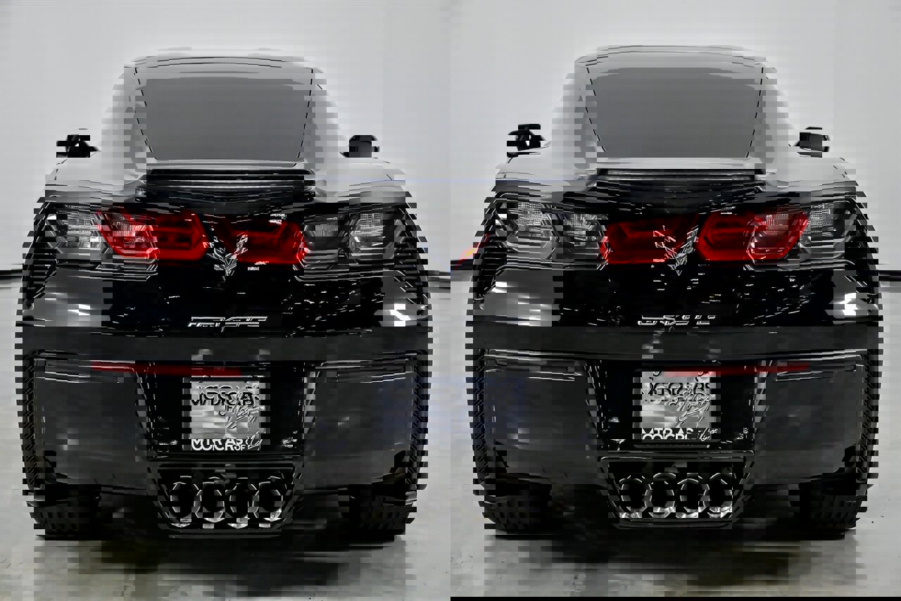 Used 2019 Chevrolet Corvette Stingray Coupe w/ 1LT image 11