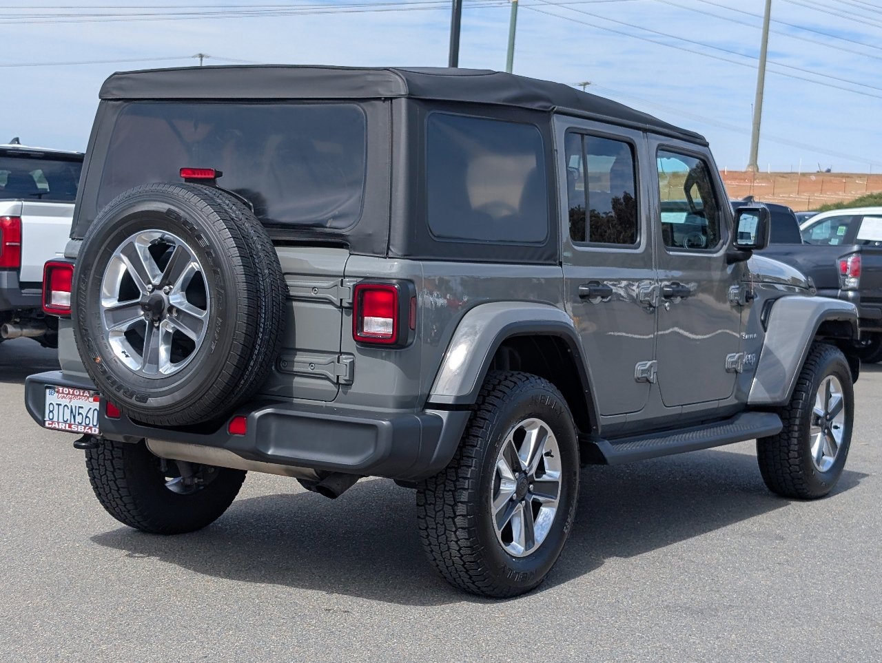 Used 2020 Jeep Wrangler Unlimited Sahara image 13