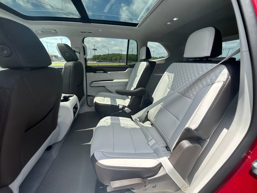 New 2026 GMC Acadia Denali w/ Super Cruise Package FWD image 24