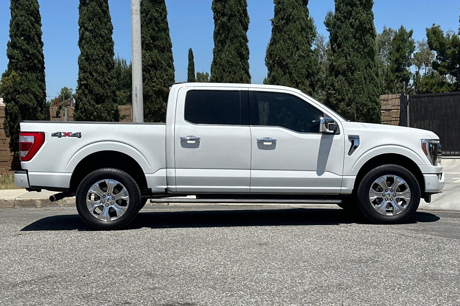 Used 2022 Ford F150 Platinum w/ Equipment Group 701A High AWD/4WD image 3