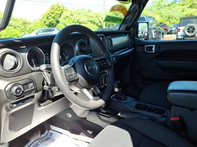 Used 2023 Jeep Wrangler Unlimited w/ Sun & Screen Package AWD/4WD image 22