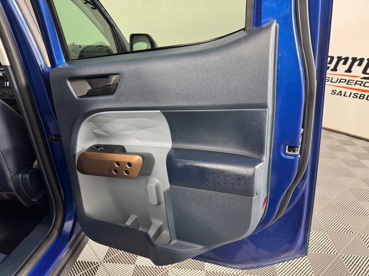 Used 2023 Ford Maverick Lariat w/ Equipment Group 500A Standard image 26