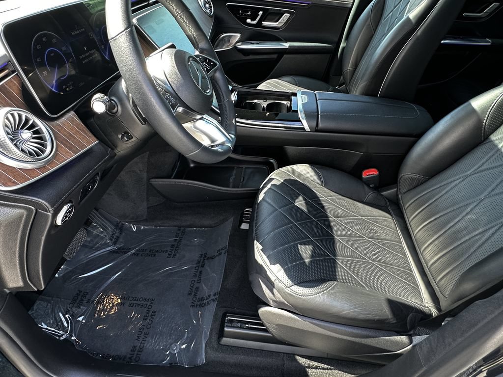 Certified 2023 Mercedes-Benz EQE 500 4MATIC SUV w/ Pinnacle Trim Package image 10
