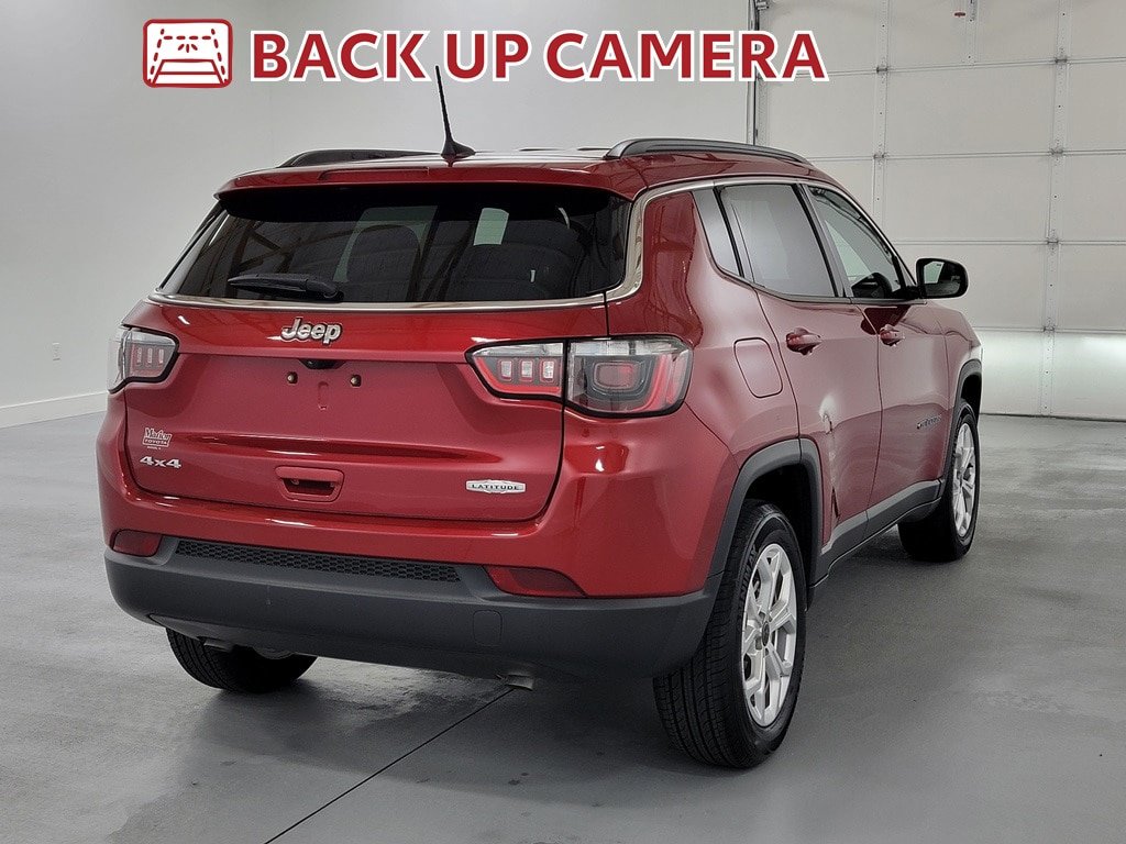 Used 2025 Jeep Compass Latitude AWD/4WD image 8