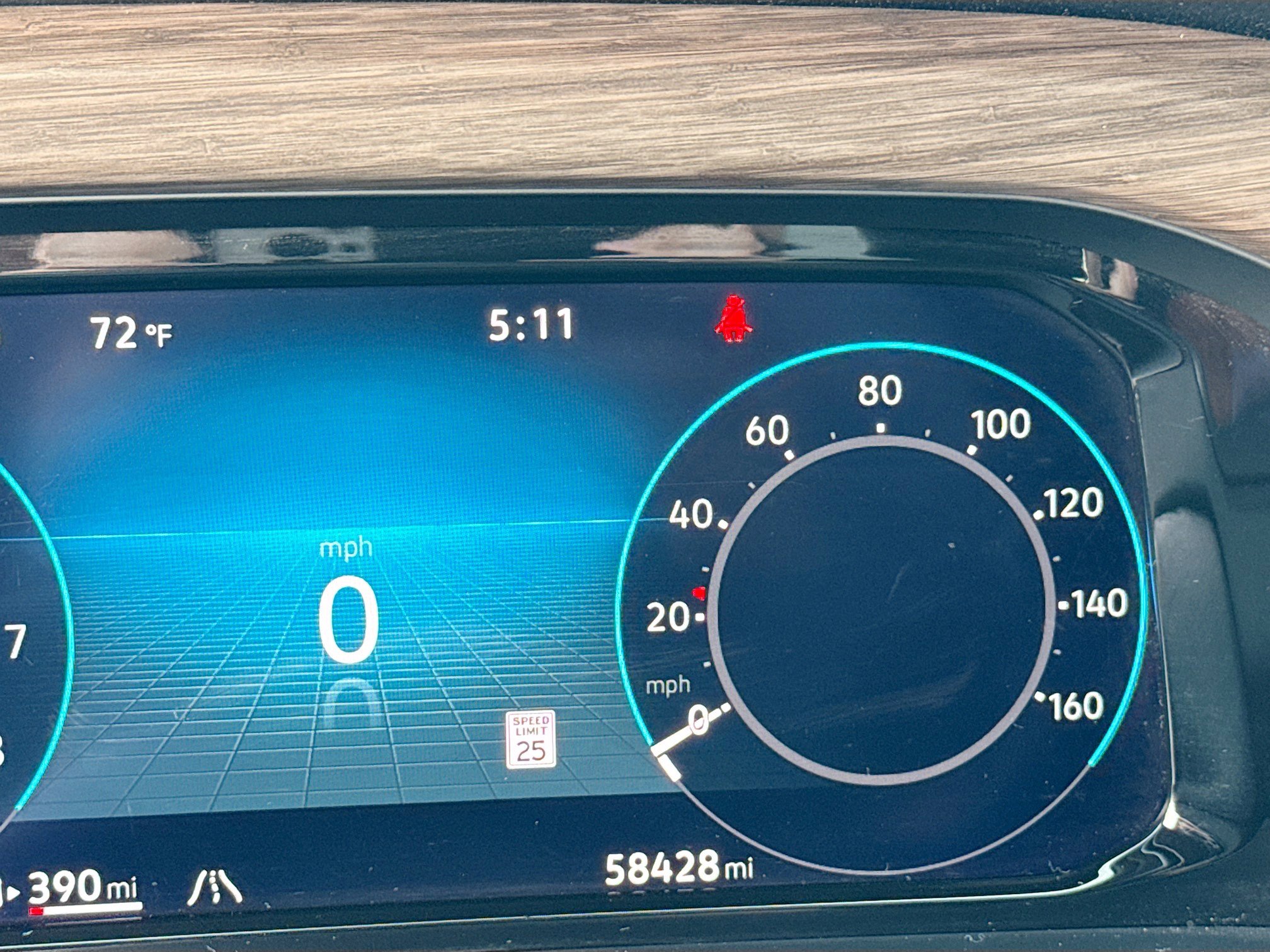 Used 2024 Volkswagen Atlas SEL Premium R-Line image 43