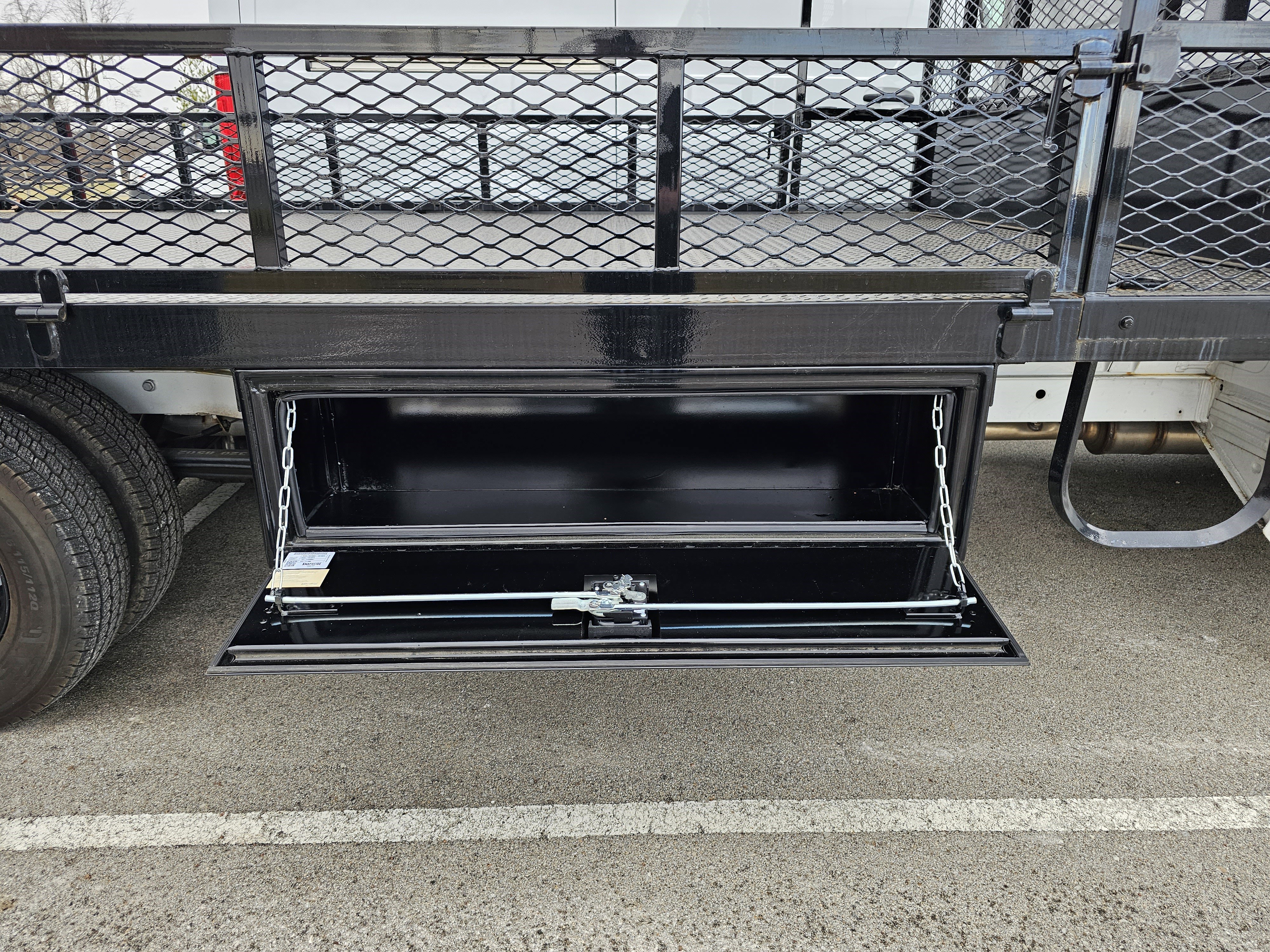 Used 2024 Mercedes-Benz Sprinter 4500 image 5