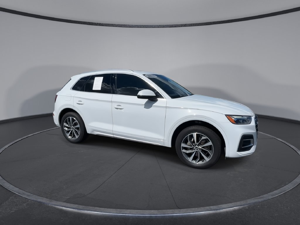 Used 2021 Audi Q5 2.0T Premium w/ Convenience Package AWD/4WD image 2