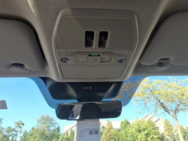 New 2026 Nissan Kicks SR image 25