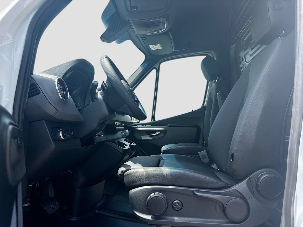 New 2026 Mercedes-Benz Sprinter 3500 image 39