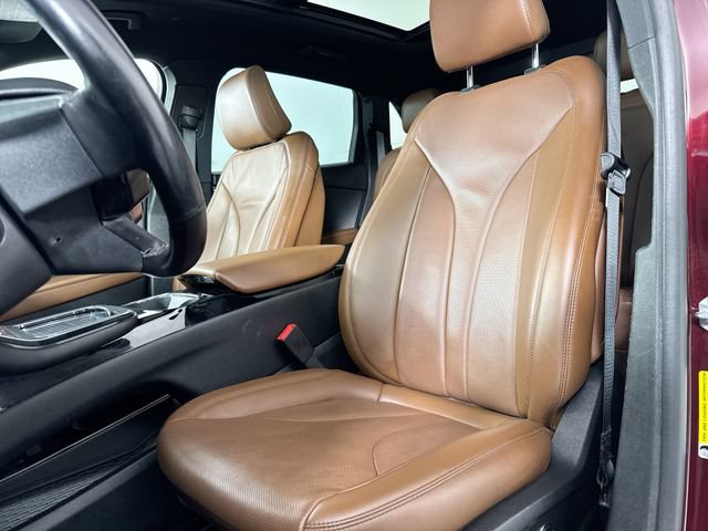 Used 2023 Lincoln Nautilus Reserve AWD/4WD image 19