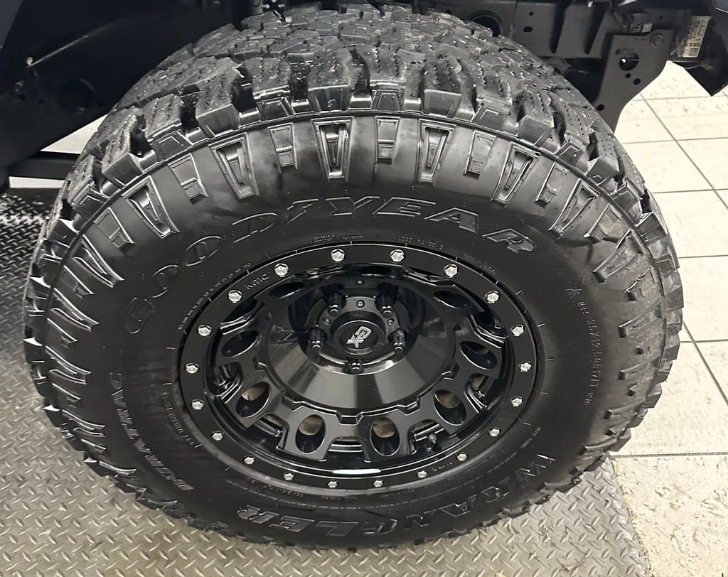 Used 2018 Jeep Wrangler Unlimited Sport S image 36