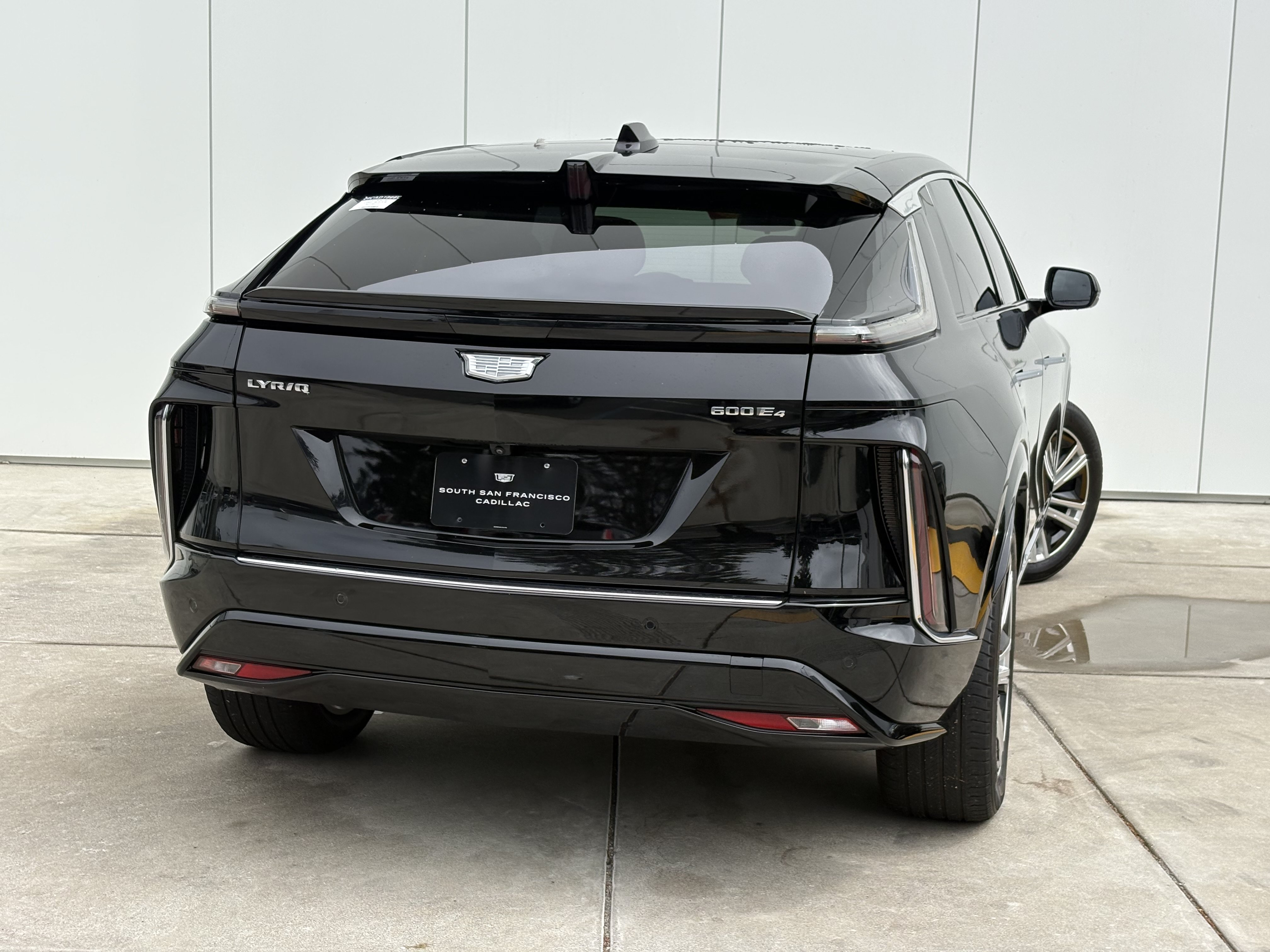 Certified 2024 Cadillac Lyriq Tech AWD/4WD image 7