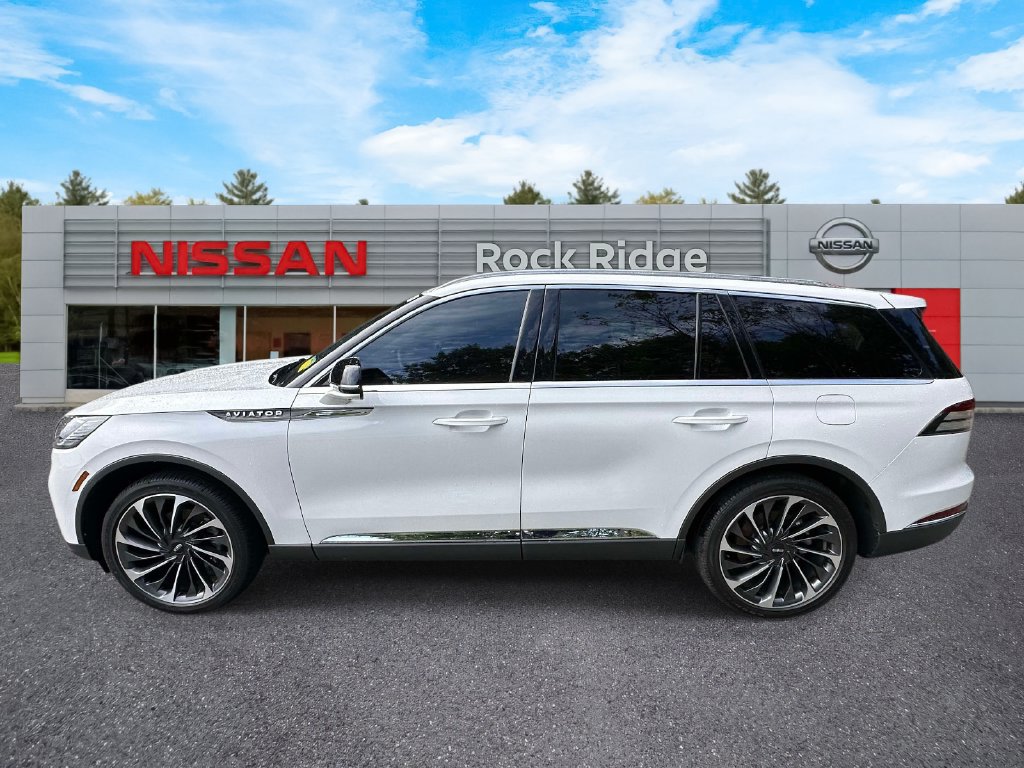 Used 2026 Lincoln Aviator Reserve AWD/4WD image 7