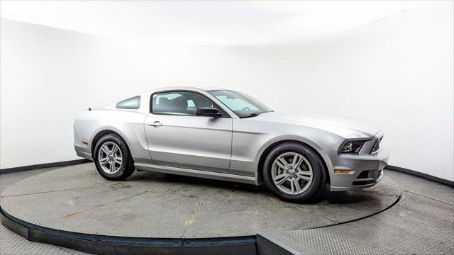 Used 2014 Ford Mustang V6 image 9