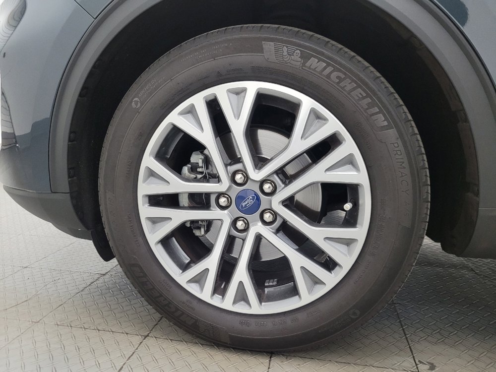 Used 2022 Ford Escape SEL w/ Technology Package image 31