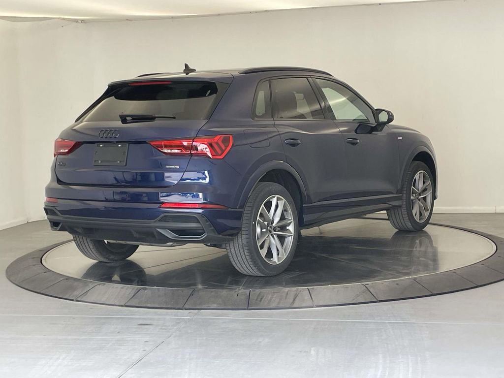 New 2025 Audi Q3 2.0T Premium image 7