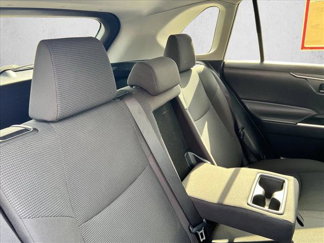 Certified 2021 Toyota RAV4 LE image 21