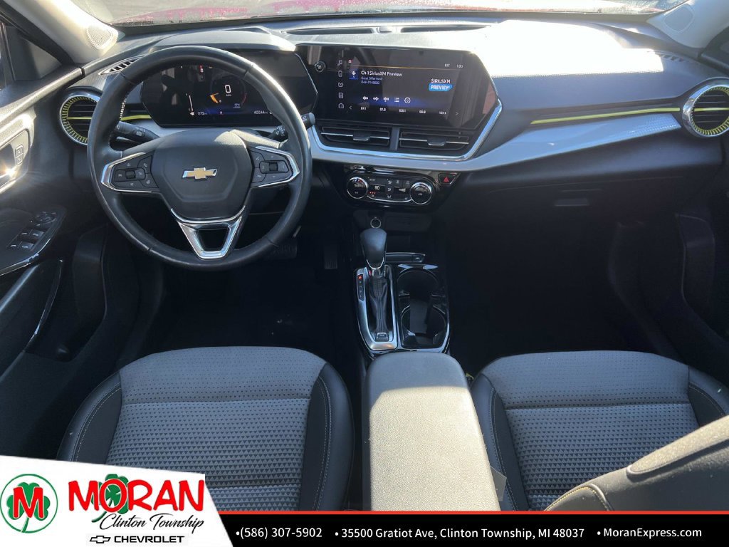 Certified 2024 Chevrolet Trax LT w/ Driver Confidence Package FWD image 14